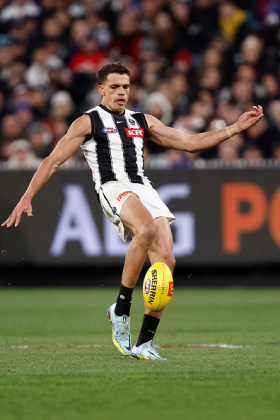 Ash Johnson has been playing a deep forward role for Collingwood early in his career, coming out of a pocket or the square while Brody Mihocek and more recently Daniel McStay hit the logos as roaming half forwards. McStay's long-term finger injury means Mason Cox is now in the side to play full forward, which means Johnson's role now involves more half forward link play. Can he become Collingwood's next gun centre half forward? He certainly has the leg of a Rocca or Cloke, the question we get answered now is whether he has the tank to run up and back all day.