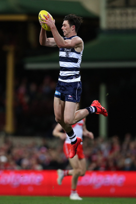 Oliver Henry has had a break out year in 2024, one of three Cats to go past 20 goals already and sitting 14th in the Coleman Medal race. Perhaps it's just that the Cats have had an insane forward efficiency this year with their new turnover-based gamestyle, or maybe he is just well-coached. Either way, he has thrived as third tall forward... but the recent return of Gary Rohan to the 22 has led to a significant decrease in his production. With Shannon Neale also in the side today, the Cats attack is looking very tall. Is his bubble in mid-burst, like the rest of the club?