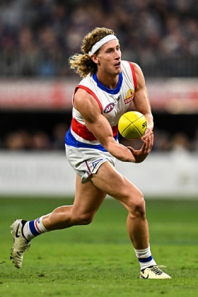 Aaron Naughton has even more responsibility in the Western Bulldogs forward line this year with Jamarra Ugle-Hagan absent and Rory Lobb already transitioned to defence. He has been criticised in the media for being a one-trick player, but that trick is jumping over packs and clunking big marks to score goals, which is a neat trick if you can pull it off. He will rely on others to set him up to perform that trick, and if the Bulldogs are to return to finals and maybe win one, they will be relying on their full forward to kick big bags. The rise of Sam Darcy should only help him.